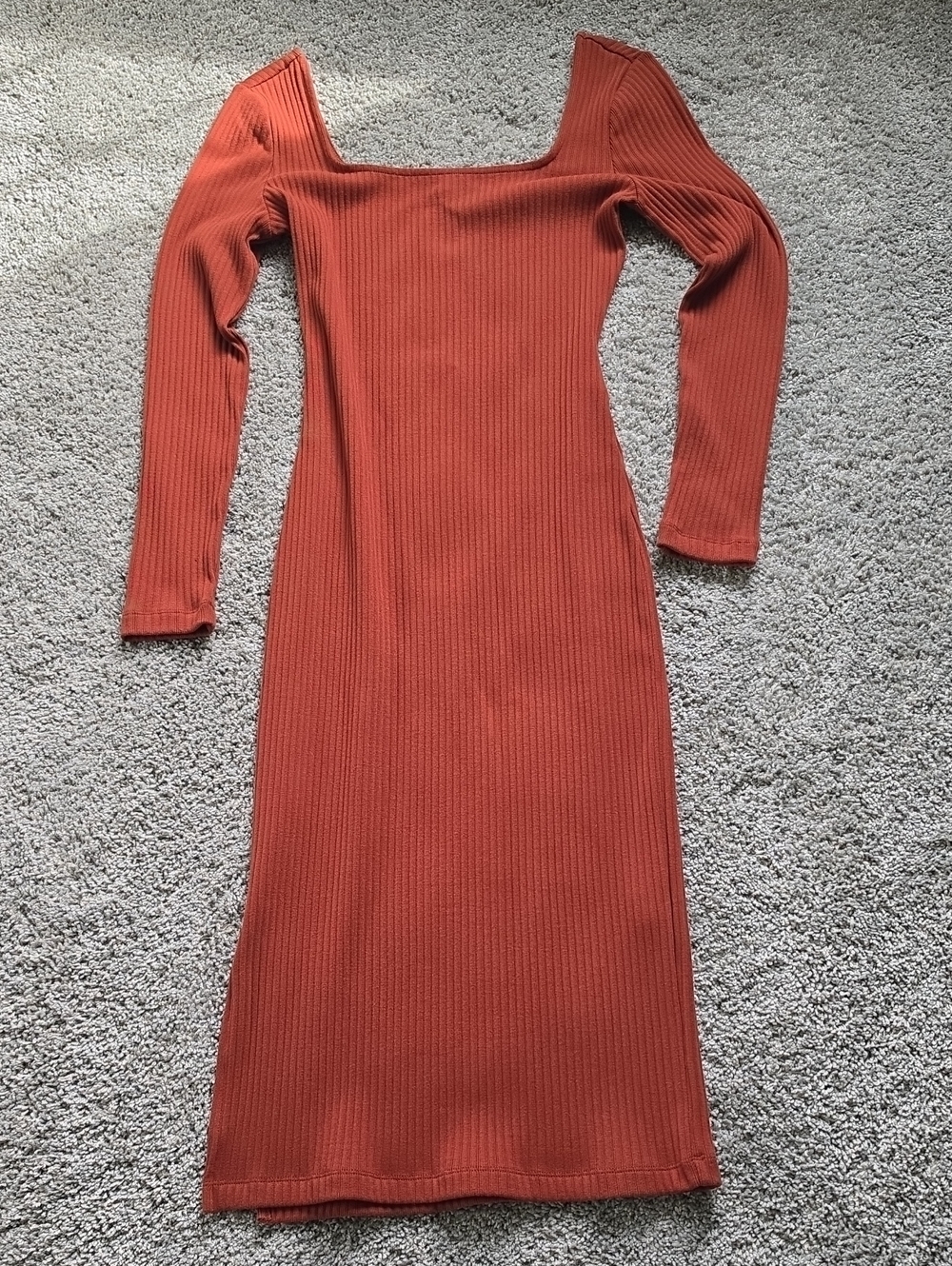 Lee Ribbed Square-Neck Long Sleeve Dress in Rust